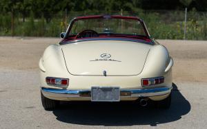 Mercedes-Benz 300 SL Roadster 1961 года  (NA)